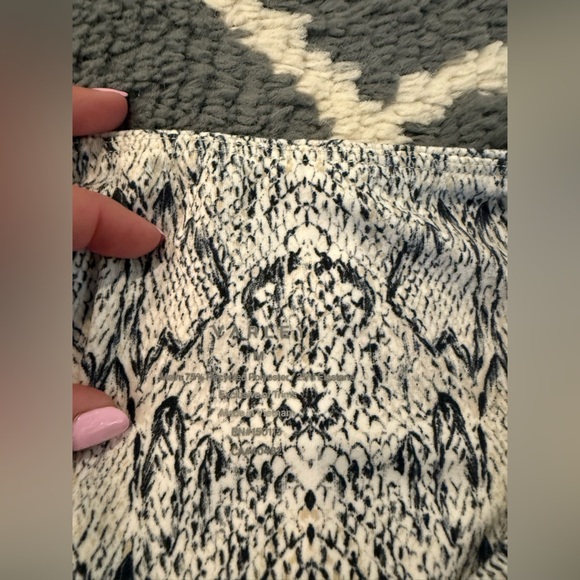 Varley Let's Move High Leggings - Picture 2 of 5